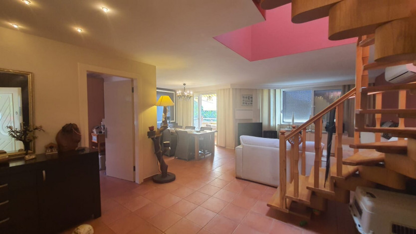 Меблированная вилла планировки 3+1, 150м2 в районе Каргыджак - Ракурс 9