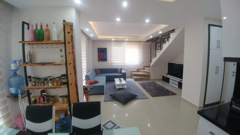 Меблированный садовый дуплекс планировки 2+1 у горной реки Дымчай - Ракурс 11