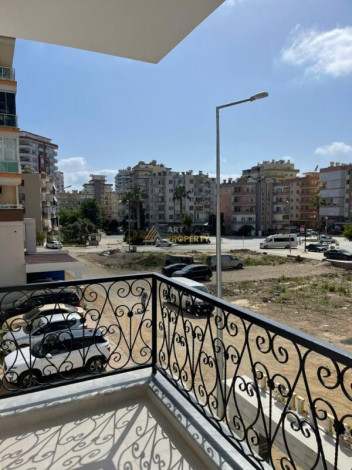 Уютная меблированная квартира планировки 1+1, 55м2 рядом с древним городом Наула, Махмутлар - Ракурс 7