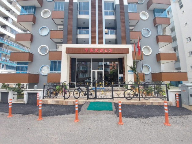 Квартира 1+1 с мебелью  и комплектом бытовой техники в районе  Махмутлар Алания, 68 м2 - Ракурс 5