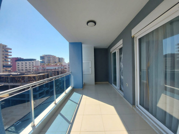 Квартира 1+1 с мебелью  и комплектом бытовой техники в районе  Махмутлар Алания, 68 м2 - Ракурс 7