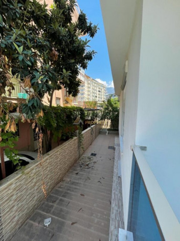 Меблированная квартира планировки 1+1, 70м2 в центре Алании - Ракурс 3