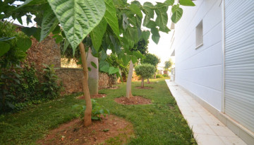 Шикарный садовый дуплекс 5+1, 220м2 в районе Каргыджак - Ракурс 3