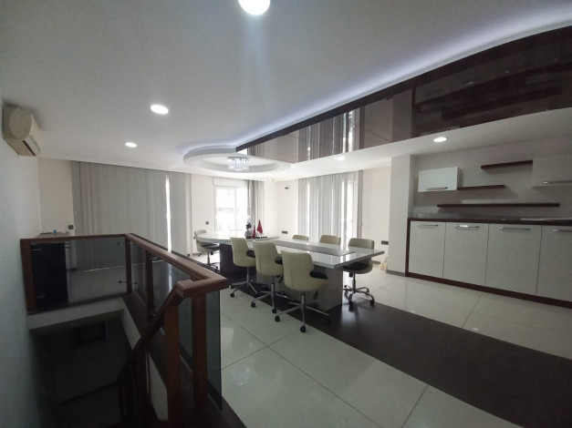 Садовый дуплекс планировки 3+1, 120м2 в центре Алании - Ракурс 12