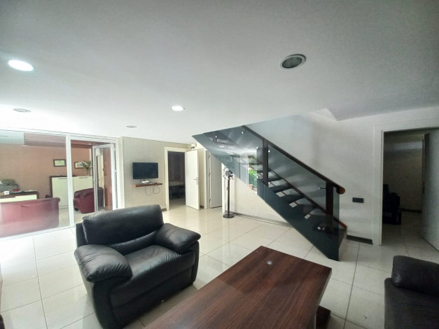 Садовый дуплекс планировки 3+1, 120м2 в центре Алании - Ракурс 19