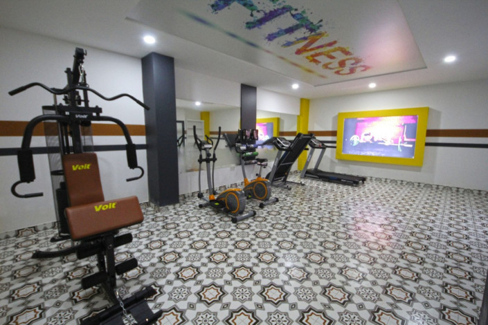 В центре района Махмутлар двухкомнатная квартира с современным ремонтом, 65 м2 - Ракурс 15