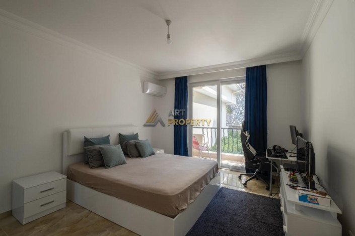 Двухэтажная вилла планировки 2+1, 180м2 с видом на море, район Каргыджак - Ракурс 8