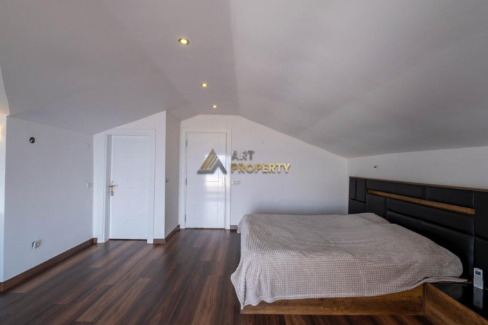 Двухэтажная вилла планировки 2+1, 180м2 с видом на море, район Каргыджак - Ракурс 27