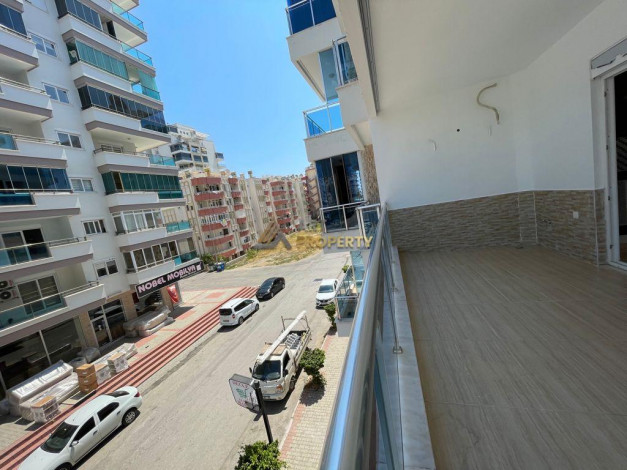 Квартира планировкой  1+1 в районе Махмутлар города Алания, 65 м2 - Ракурс 2