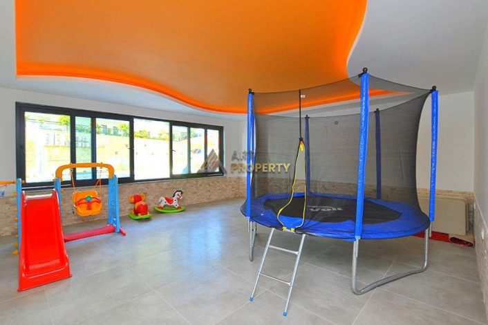 Шикарный пентхаус планировки 4+1 с видом на горы и море, Каргыджак - Ракурс 17