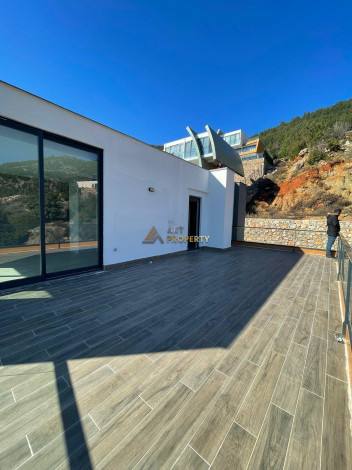 Вилла 4+1 с потрясающими видами на море и крепость, район Тепе, Аланья - Ракурс 14