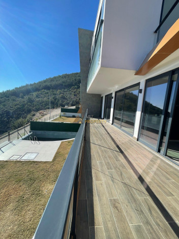 Вилла 4+1 с потрясающими видами на море и крепость, район Тепе, Аланья - Ракурс 38