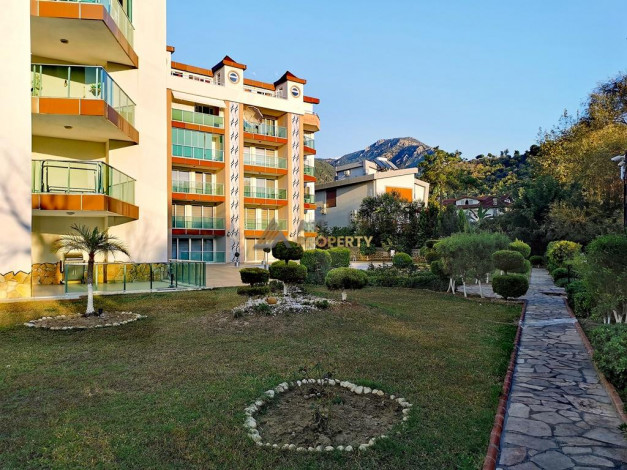 Квартира 1+1 в комплексе с бассейном в Тосмуре, 80 м2 - Ракурс 2