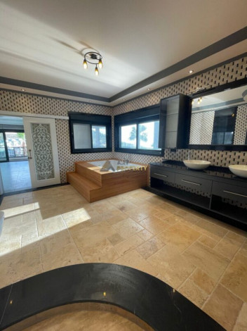 Роскошная вилла с собственным бассейном в районе Тепе, Аланья - Ракурс 10