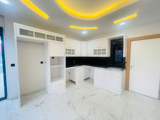 Просторный пентхаус планировки 6+1, 375м2 в районе Оба - Ракурс 25