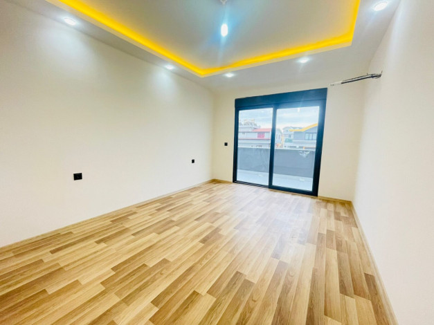 Просторный пентхаус планировки 6+1, 375м2 в районе Оба - Ракурс 38