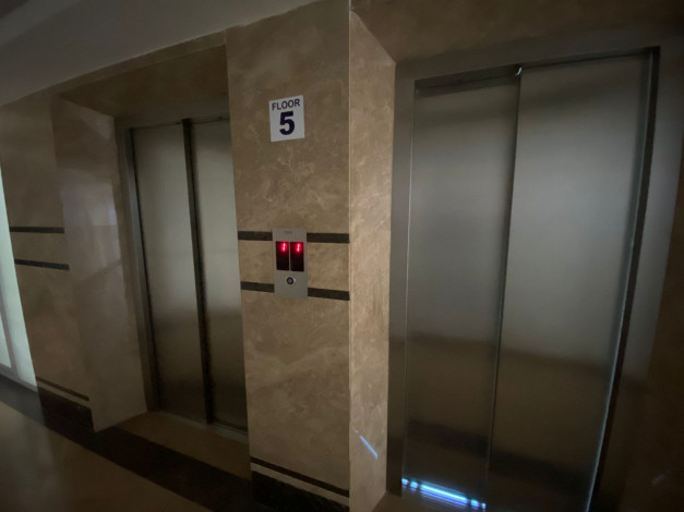 Меблированные апартаменты 1+1 с видом на море в районе Тосмур, 65 м2 - Ракурс 12