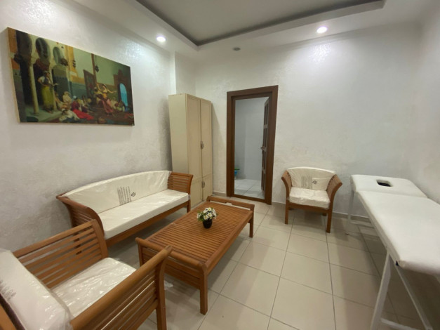 Меблированные апартаменты 1+1 с видом на море в районе Тосмур, 65 м2 - Ракурс 15