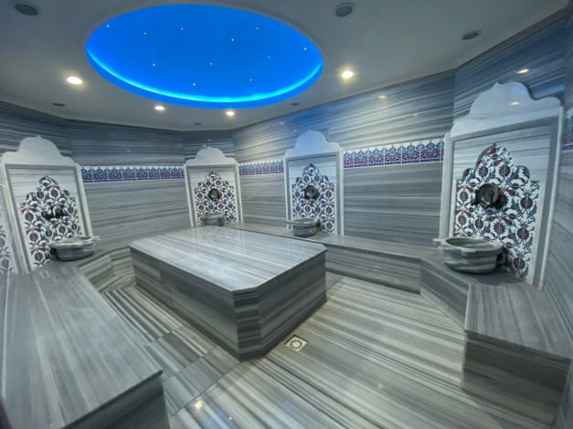 Меблированные апартаменты 1+1 с видом на море в районе Тосмур, 65 м2 - Ракурс 17