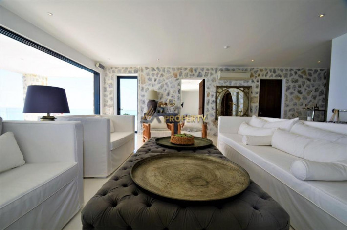 Вилла планировки 5+1 с потрясающими видами на Средиземное море - Ракурс 6