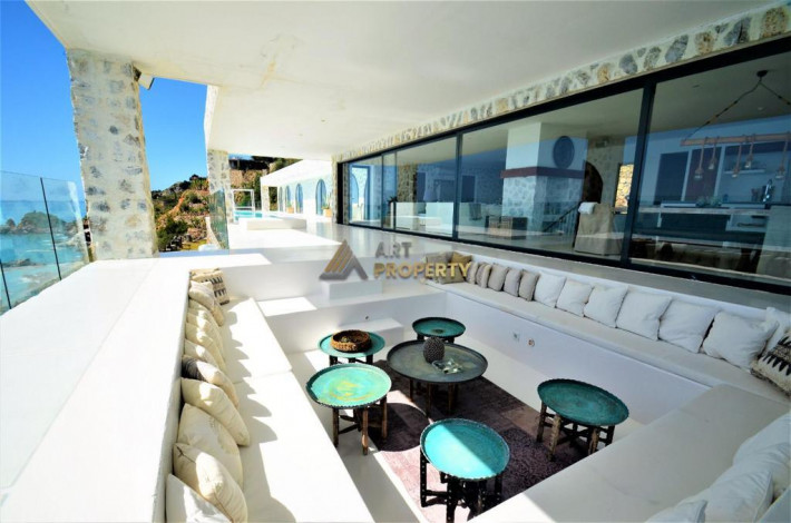 Вилла планировки 5+1 с потрясающими видами на Средиземное море - Ракурс 15