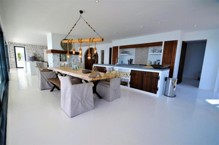 Вилла планировки 5+1 с потрясающими видами на Средиземное море - Ракурс 23