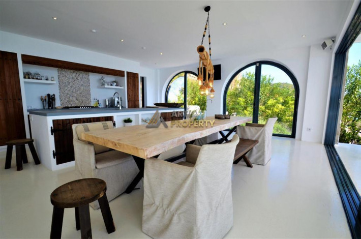 Вилла планировки 5+1 с потрясающими видами на Средиземное море - Ракурс 32