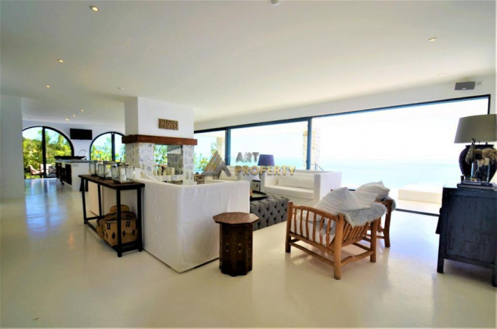 Вилла планировки 5+1 с потрясающими видами на Средиземное море - Ракурс 42