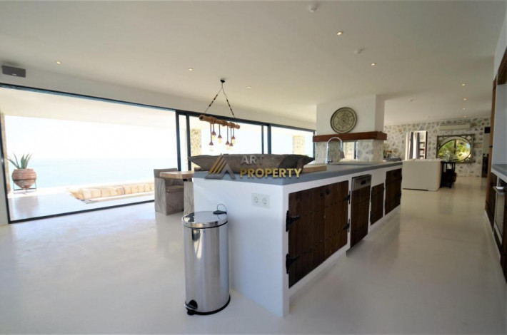 Вилла планировки 5+1 с потрясающими видами на Средиземное море - Ракурс 45