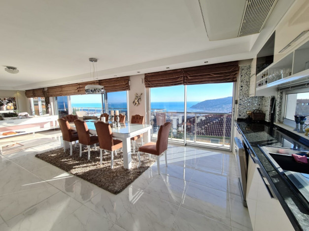 Отличная вилла планировки 4+1, 375м2 с видом на море, район Бекташ, Аланья - Ракурс 4