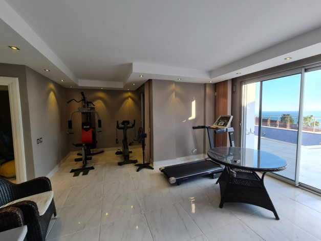 Отличная вилла планировки 4+1, 375м2 с видом на море, район Бекташ, Аланья - Ракурс 10