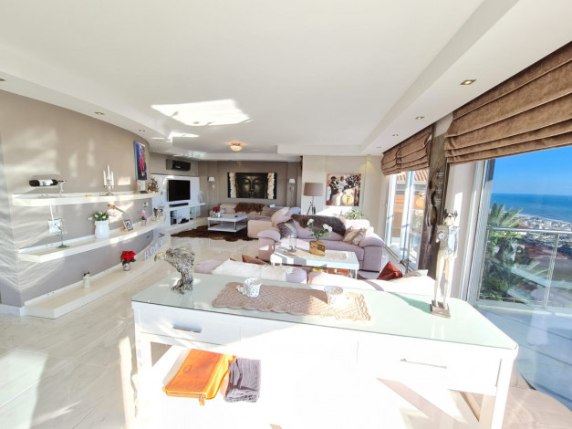 Отличная вилла планировки 4+1, 375м2 с видом на море, район Бекташ, Аланья - Ракурс 21