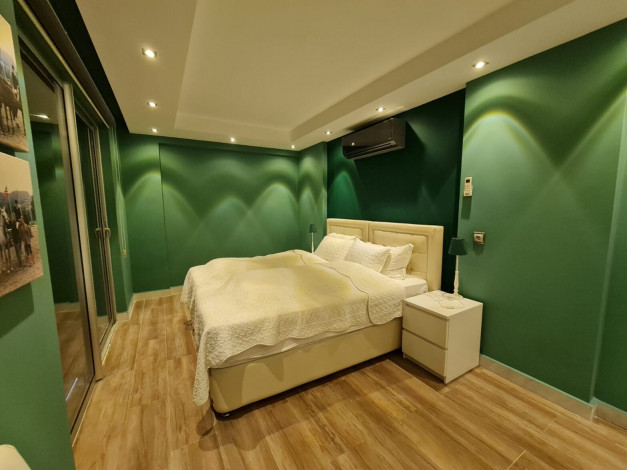 Отличная вилла планировки 4+1, 375м2 с видом на море, район Бекташ, Аланья - Ракурс 25