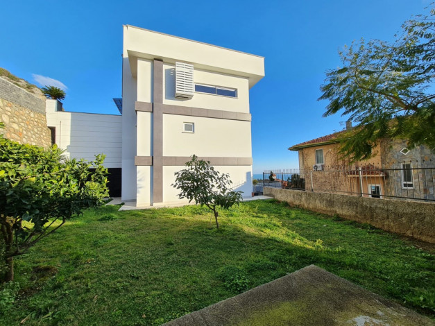 Отличная вилла планировки 4+1, 375м2 с видом на море, район Бекташ, Аланья - Ракурс 44