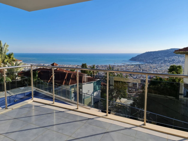 Отличная вилла планировки 4+1, 375м2 с видом на море, район Бекташ, Аланья - Ракурс 47