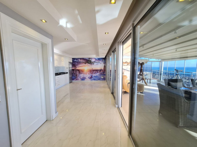 Отличная вилла планировки 4+1, 375м2 с видом на море, район Бекташ, Аланья - Ракурс 54