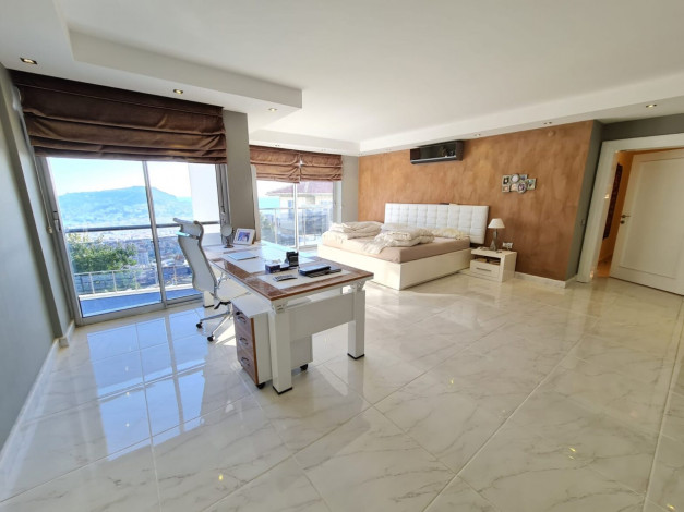 Отличная вилла планировки 4+1, 375м2 с видом на море, район Бекташ, Аланья - Ракурс 72