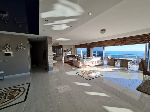 Отличная вилла планировки 4+1, 375м2 с видом на море, район Бекташ, Аланья - Ракурс 78