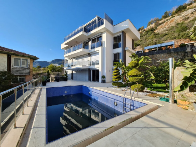 Отличная вилла планировки 4+1, 375м2 с видом на море, район Бекташ, Аланья - Ракурс 80