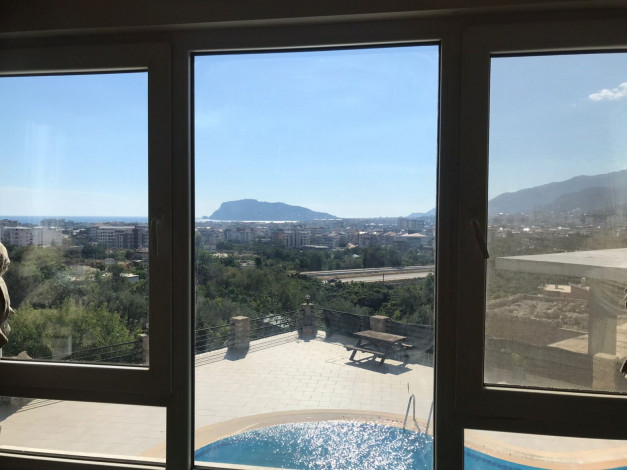 Меблированная квартира 2+1, 110м2 с видом на море и крепость в районе Оба - Ракурс 11