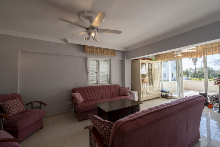 Вилла планировки 4+1, 200м2 в районе Окуджалар - Ракурс 3