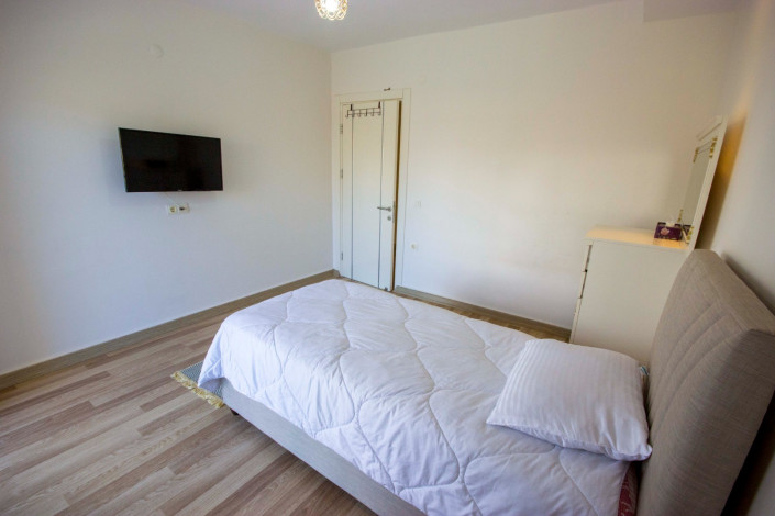 Двухуровневая квартира 4+1 вблизи от моря в районе Кестель, 225 м2 - Ракурс 12