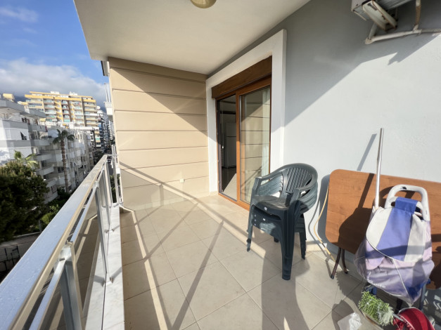 Меблированная квартира планировки 1+1, 65м2 с видом на море, район Махмутлар - Ракурс 15