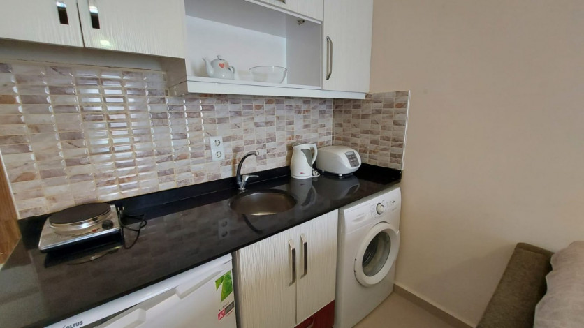 Уютная студия на высоком этаже в комлпексе с инфраструктурой, 37м2 - Ракурс 9