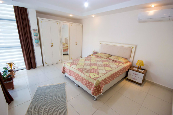 Двухуровневая квартира 4+1 вблизи от моря в районе Кестель, 225 м2 - Ракурс 16