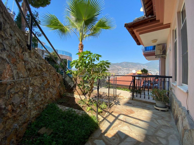 Квартира планировки 2+1 с видом на море на аланийской крепости - Ракурс 6