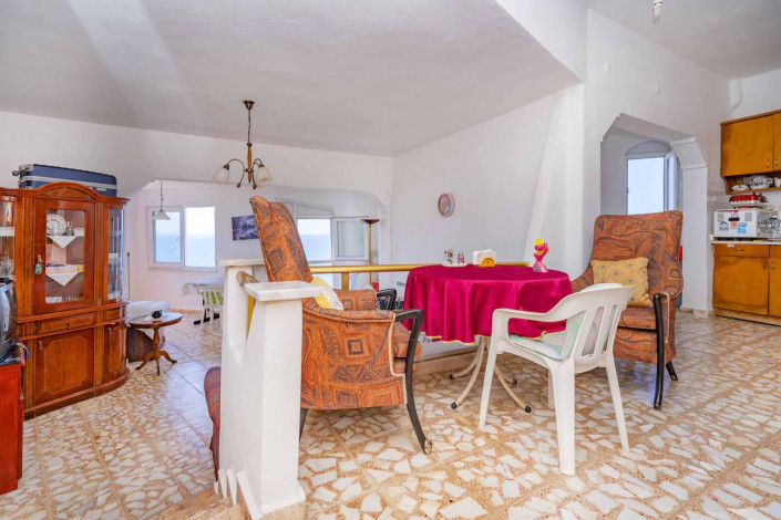 Меблированная квартира 2+1, 91м2 с видом на море, район Тюрклер - Ракурс 10