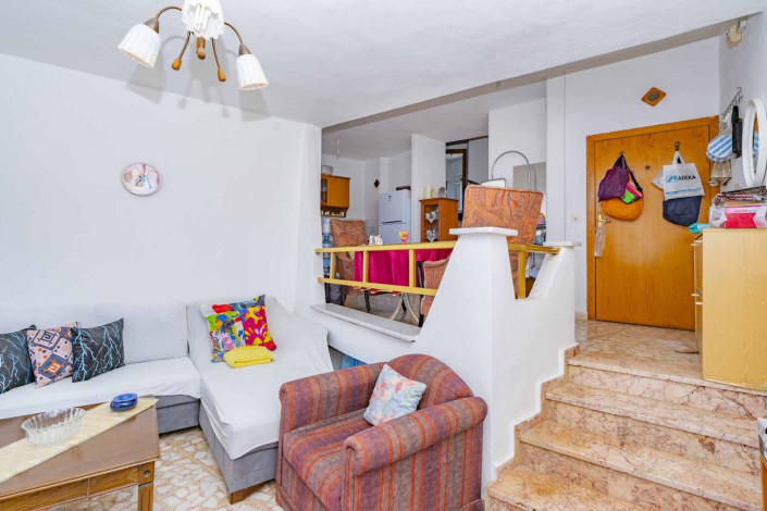 Меблированная квартира 2+1, 91м2 с видом на море, район Тюрклер - Ракурс 14