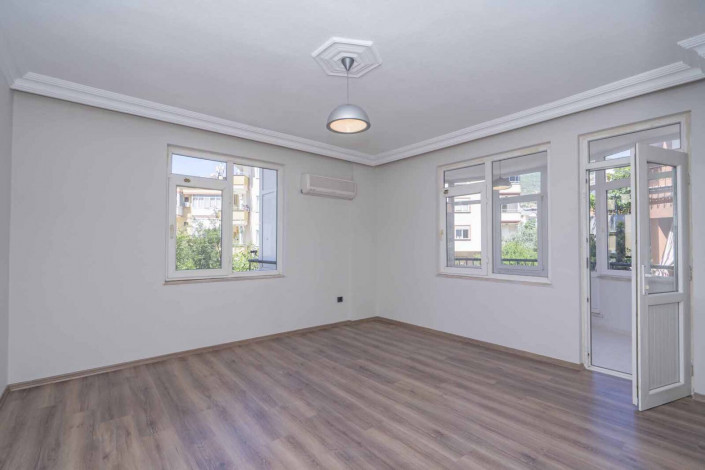 Уютная просторная квартира планировки 3+1, 150м2 в центральной части города Аланья - Ракурс 9