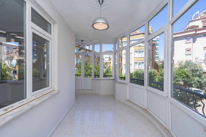 Уютная просторная квартира планировки 3+1, 150м2 в центральной части города Аланья - Ракурс 10